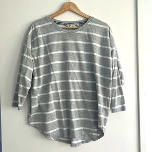 Vineyard Vines 3/4 sleeve T shirt